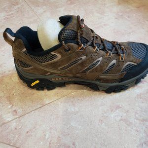 HIKING SHOE'S